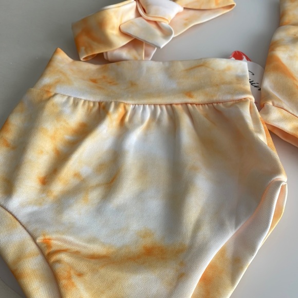 NWT Baby Bum Cover with Tie Headband Sizes 6-9 and 9-12 months - Picture 2 of 5